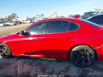 Alfa Romeo Giulia II Sedan Facelifting 2.0 Turbo 280KM 2020 Alfa Romeo Giulia 2020 Alfa Romeo Giulia RWD 2.0 Benzyna 280KM, zdjęcie 1