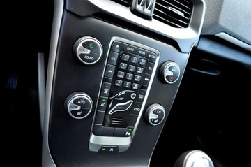 Volvo V40 II Hatchback 1.6 D2 115KM 2014 Volvo V40 1,6Hdi 115KM Skóra Navi Grzane Pdc, zdjęcie 14