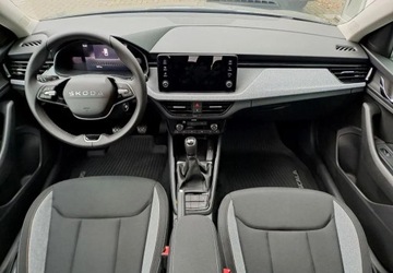 Skoda Scala Hatchback Facelifting 1.5 TSI 150KM 2025 Skoda Scala 1.5 TSI 150KM EDITION 130, grzana szyba i kierownica, od reki, zdjęcie 7