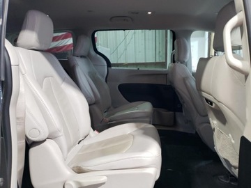 Chrysler Pacifica II 2021 Chrysler Pacifica Hybrid Touring L 2021 3.6l 3.6 Hybryda 260KM, zdjęcie 11