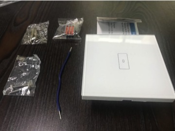 ВЫКЛЮЧАТЕЛЬ СВЕТА TUYA WIFI SMART HOME - ТРОЙНОЙ