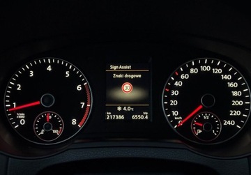 Volkswagen Sharan II Van Facelifting 1.4 TSI 150KM 2022 Volkswagen Sharan 1.4TSI 150KM DSG Highline Bixenon CarPlay FV23 SAlon PL, zdjęcie 17