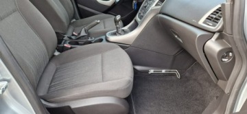 Opel Astra J Hatchback 5d 1.7 CDTI ECOTEC 110KM 2010 Opel Astra Jeden Właściciel Zarejestrowany 1.7, zdjęcie 33