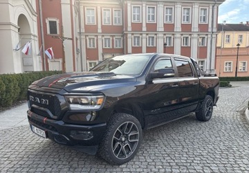 Dodge Ram V 2019 Dodge RAM Dodge RAM IV Zadbany Niski przebieg 3.0 Diesel 244KM