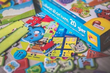 ЛАБОРАТОРИЯ 20 ИГР ОБРАЗОВАТЕЛЬНАЯ ИГРА-ПАЗЗЛ «КАРОТКА»
