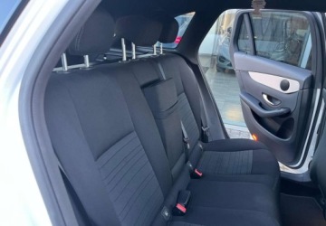 Mercedes GLC C253 SUV 2.1 220 d 170KM 2018 Mercedes-Benz GLC Mercedes-Benz GLC 2.1 Diesel 170KM, zdjęcie 20