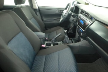 Toyota Auris II Touring Sports 1.3 Dual VVT-i 100 99KM 2014 Toyota Auris 1.3 Dual VVT-i, Salon Polska, Klima, zdjęcie 6