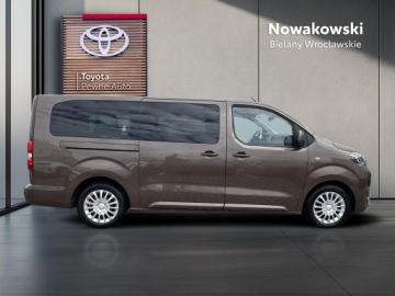 Toyota Proace II Furgon Medium 2.0 D-4D 177KM 2024 Toyota PROACE VERSO 2.0 D4-D Long Business 2.0 D4-, zdjęcie 26