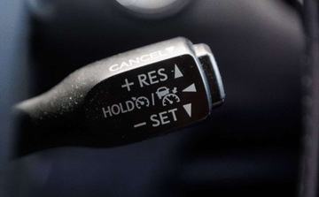 Toyota C-HR I Crossover Facelifting 1.8 Hybrid 122KM 2023 Toyota C-HR 1.8 Hybrid GPF GR Sport 1.8 Hybryda 122KM, zdjęcie 31