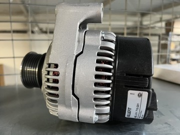 Alternator 14V MERCEDES C (W202), CLK (A208), CLK (C208), E (W210) Hella