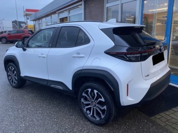 Toyota 2025 Od ręki - Style 1.5 Hybrid AWD 116KM | Podgrzewane fotele!, zdjęcie 1