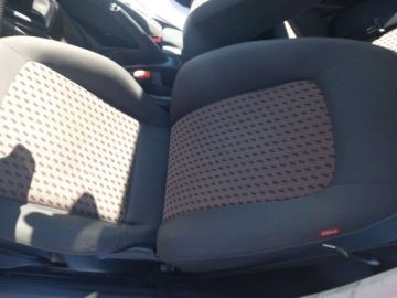 Seat Ibiza IV 2010 Seat Ibiza SEAT IBIZA wersia 1400 benzyna super stan zarejestrowany 1.4, zdjęcie 9