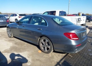 Mercedes Klasa E W213 2018 Mercedes-Benz Klasa E 2018, 2.0L, od ubezpieczalni 2.0 Benzyna 241KM, zdjęcie 6