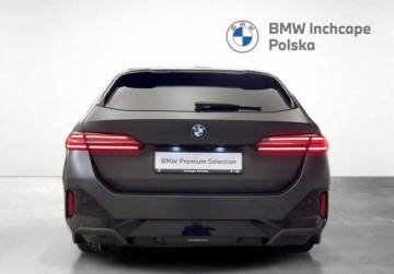 BMW Seria 5 G90-91 Touring 2.0 520d 197KM 2024 BMW Seria 5 520d xDrive, PAKIET SPORTOWY M PRO, Faktura VAT 23, Gwarancja, zdjęcie 31