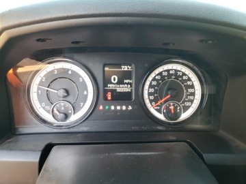  RAM 1500 Classic Tradesman 2022 3.6l 3.6 Benzyna 305KM, zdjęcie 9