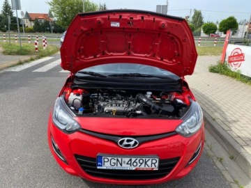 Hyundai i20 I Hatchback 5d Facelifting 1.1 CRDi 75KM 2013 Hyundai i20 KLIMATYZACJA CENTRALNY ZAMEK EL.SZYBY KOMPUTER SERWISOWANY GWA, zdjęcie 20