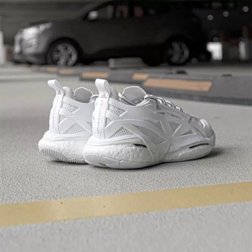 Adidas от Stella McCartney