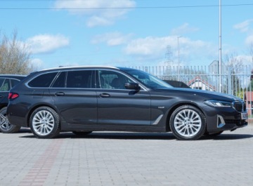 BMW Seria 5 G30-G31 Touring Plug-In 2.0 530e 292KM 2022 BMW 530 292ps Luxury xDrive Laser ACC Skóra HUD Keyles Blis 4xKlima Webasto, zdjęcie 3