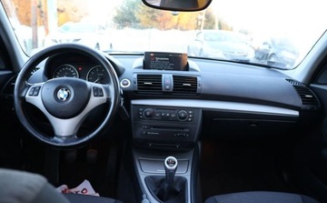 BMW Seria 1 E81/E87 Hatchback 5d E87 1.6 116i 115KM 2005 BMW Seria 1 ZADBANY, Szyberdach, Climatronic, El. Szyby, Czujniki Cofania, zdjęcie 4