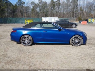 Mercedes Klasa E W213 2022 Mercedes-Benz Klasa E 53 4Matic 2022 3.0 Benzyna 429KM, zdjęcie 6