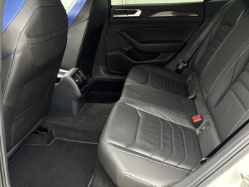 Volkswagen Arteon Shooting Brake R 2.0 TSI 320KM 2022 Volkswagen Arteon 2.0TSI 320KM 4X4 R DSG l kamery, zdjęcie 9