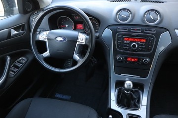 Ford Mondeo IV Hatchback 1.6 EcoBoost 160KM 2014 Ford Mondeo 1.6 EcoBoost, Salon Polska, Klima, zdjęcie 6