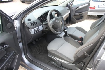 Opel Astra H Kombi 1.4 TWINPORT ecoFLEX 90KM 2005 Opel Astra Opel Astra H Udokumentowany Stan Licznika Wzorowy Stan Tech.WAR, zdjęcie 10