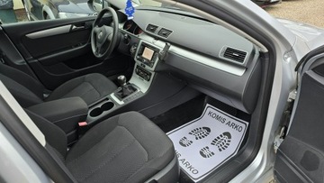 Volkswagen Passat B7 Variant 1.4 TSI BlueMotion 122KM 2011 Volkswagen Passat Benzyna, zdjęcie 12