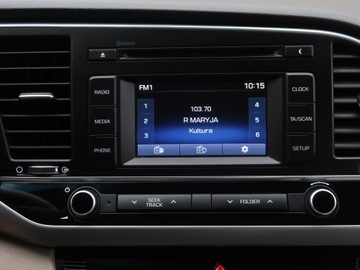 Hyundai Elantra VI Sedan 1.6 MPI 128KM 2016 Hyundai Elantra 1.6 CVVT, Salon Polska, zdjęcie 11