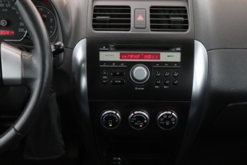 Fiat Sedici 1.9 Multijet 120KM 2007 Fiat Sedici 1.9 MultiJet, Salon Polska, 4X4, zdjęcie 12