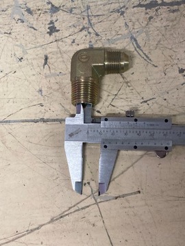 MANULI CMJ 34211F - адаптер разъема 90 градусов