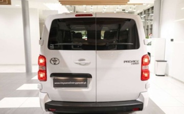 Toyota 2024 Toyota Proace Verso Verso 2.0 D4-D Long Business 2.0 Diesel 144KM, zdjęcie 4