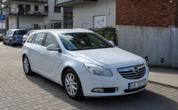 Opel Insignia I Sports Tourer 2.0 Turbo ECOTEC 220KM 2009 Opel Insignia 2,0T (220KM) 164 tys. km Skory 2.0 Benzyna 220KM, zdjęcie 5