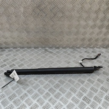 PORSCHE MACAN (95B) 2016 PRAVÁ STRANA TLUMIČ KRYT ZADNÍ KUFRU