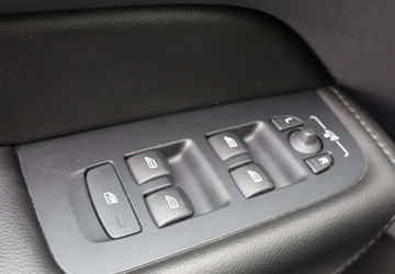 Volvo XC60 II Crossover Facelifting 2.0d B4 197KM 2022 Volvo XC 60 B4 Hybrid Benzyna 19714KM Momentym LIFT Android Salon POLSKA F, zdjęcie 18