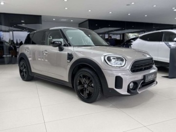 Mini Countryman F60 Crossover Facelifting 1.5  136KM 2023 MINI Countryman Cooper Classic Panorama CarPlayAndroid Kamera cofania, zdjęcie 4