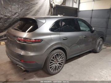 Porsche Cayenne III 2019 Porsche Cayenne 2019 PORSCHE CAYENNE 3.0 Benzyna 335KM, zdjęcie 4
