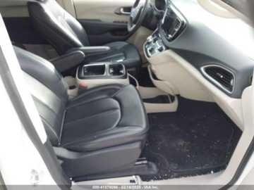 Chrysler Pacifica II 2023 Chrysler Pacifica 2023 Chrysler Pacifica Touring L FWD 3.6 Benzyna 287KM, zdjęcie 8