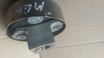 KŘIŽÁK MERCEDES W203 A203462478