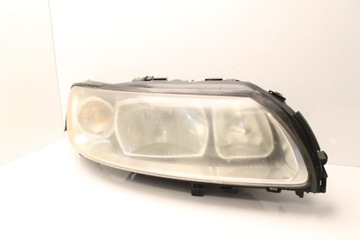 VOLVO XC70 LIFT 04R- REFLEKTOR PRAWY LAMPA PRAWA PRZÓD PRZEDNIA