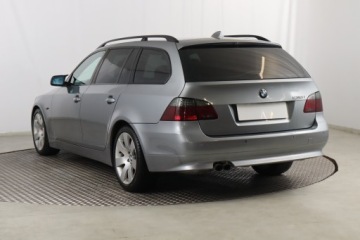 BMW Seria 5 E60 Sedan 3.0 530i 258KM 2006 BMW 5 530i, GAZ, Automat, Navi, Xenon, Klima, zdjęcie 3