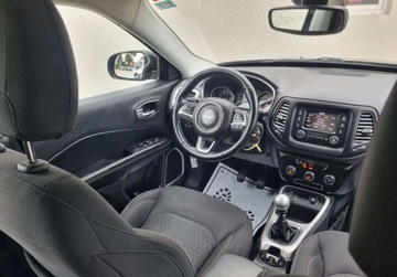 Jeep Compass II SUV 1.4 MultiAir 140KM 2019 Jeep Compass SLICZNY 1.4 Turbo BENZYNA Oryginal ZADBANY Serwis 2019r Sport, zdjęcie 6
