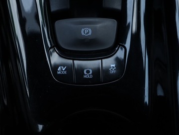 Toyota C-HR I Crossover 1.8 Hybrid 122KM 2016 Toyota C-HR 1.8 Hybrid, Salon Polska, zdjęcie 16