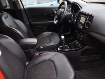 Jeep Compass II SUV 1.4 MultiAir 140KM 2017 Jeep Compass 1.4 MultiAir, Salon Polska, Skóra, zdjęcie 8