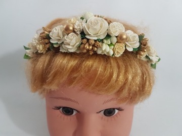 OPASKA KWIATY ECRU+ZŁOTO KOMUNIA RÓŻYCZKI