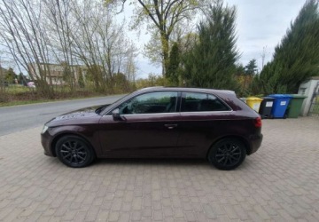 Audi A3 8V Hatchback 3d 2.0 TDI 150KM 2012 Audi A3 3-drzwiowe Audi A3 3-drzwiowe 2.0 TDI sport 2.0 Diesel 150KM, zdjęcie 3