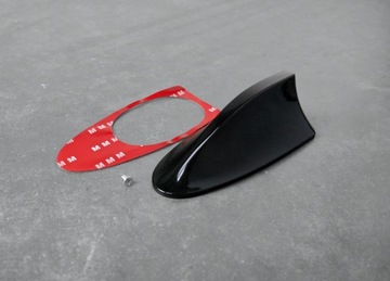 Универсальная автомобильная FM-антенна PŁETWA