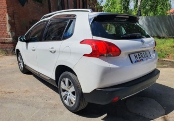 Peugeot 2008 I 2014 Peugeot 2008 Allure LED Nawigacja GetHelp 1.2 Benzyna 82KM, zdjęcie 4
