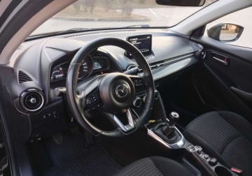 Mazda 2 III Hatchback 5d 1.5 SKY-G 90KM 2017 Mazda 2 Zarejestrowany - bezwypadkowy - 1,5 - 90 KM 1.5 Benzyna 90KM, zdjęcie 18