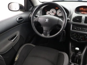 Peugeot 206 Hatchback 1.6 16V HDi 109KM 2006 Peugeot 206 1.6 HDi, Klima, zdjęcie 6
